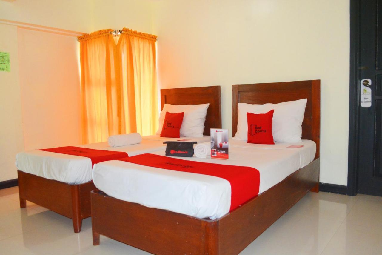Reddoorz Near Sm Puerto Princesa Buitenkant foto